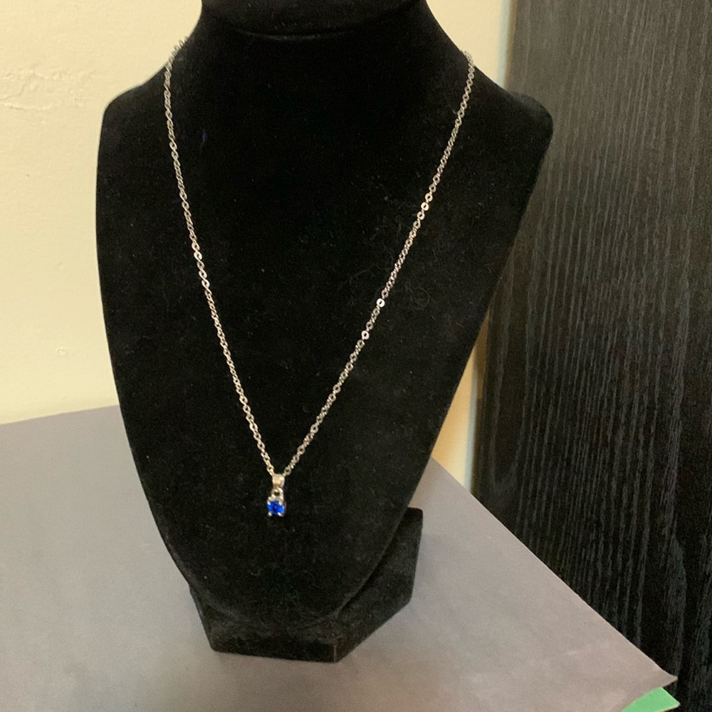Cute necklace 18”